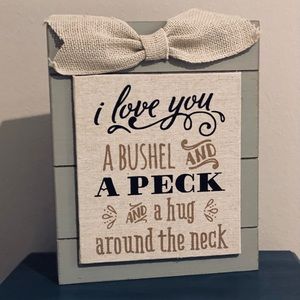 FARMHOUSE DECORATIVE WALL DECOR SIGN